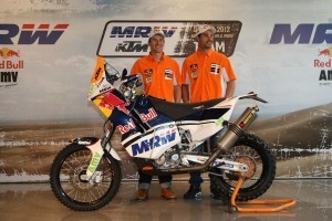 Presentación-Team-KTM-MRW-Red-Bull-Dakar-2012-Marc-Coma-Juan-Pedrero-Befurious.com