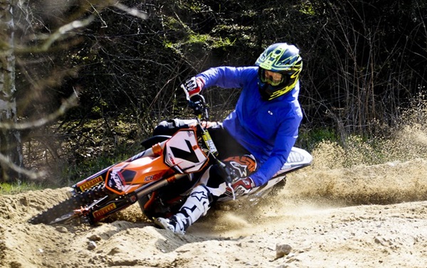 Kimi-Raikkonen-MotoCross-2