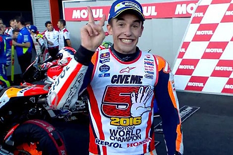 1476616758_3001_15_2016_jpn_mgp_race_liveintw_marquez_en-middle