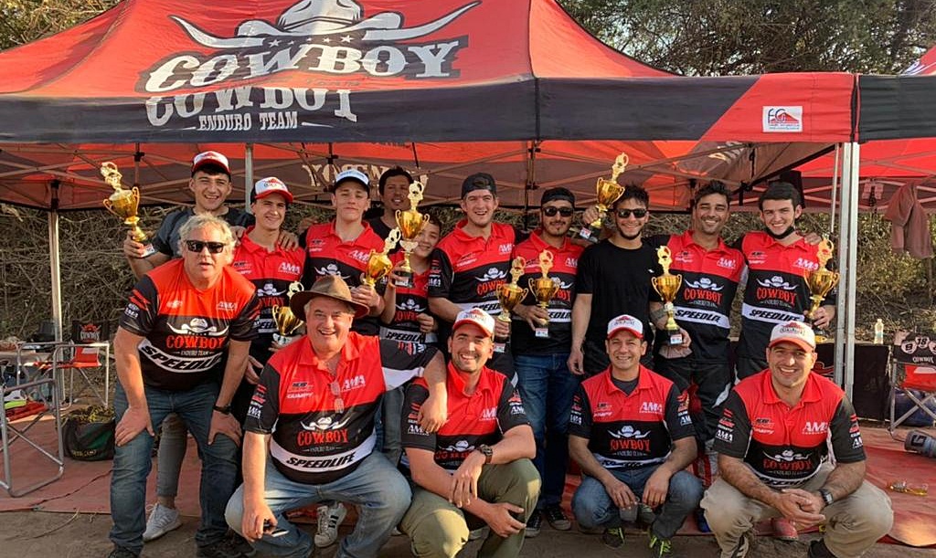 El Cowboy Enduro Team desembarca en Las Leñas con estructura completa